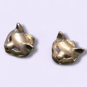 Chic Feline Gold Earrings